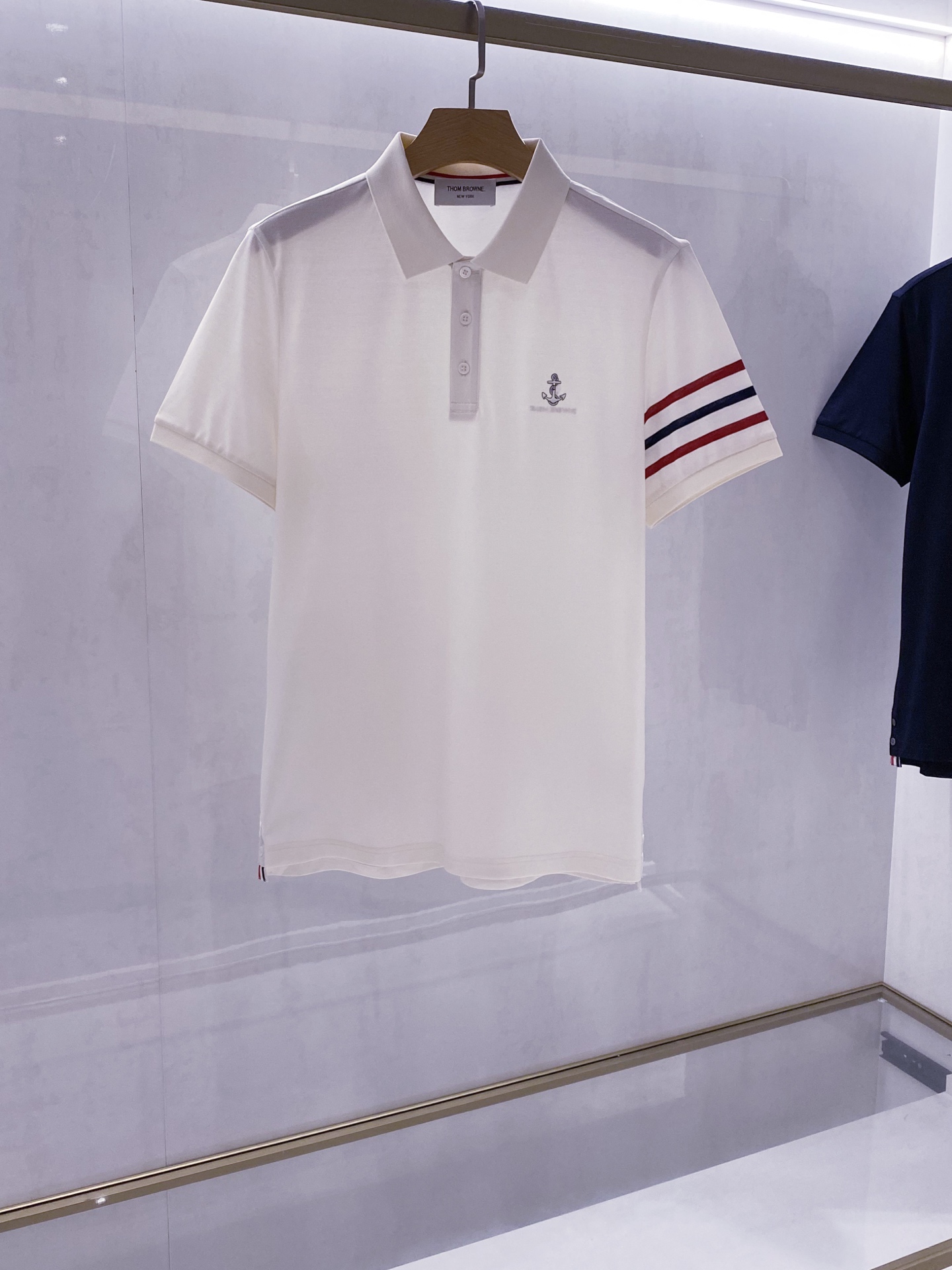 【限定カラー】 2026 トム·ブラウン 新作 半袖Tシャツ 偽物