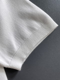 入手困難品！2026 トム·ブラウン 新作 半袖Tシャツ 偽物