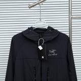 【限定カラー】2026 アークテリクス 新作 日焼け止め服 偽物