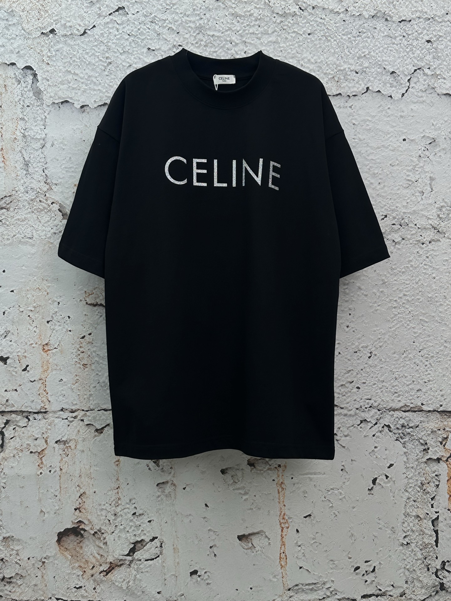 人気爆発☆ 2026 セリーヌ 新作 半袖Tシャツ 偽物