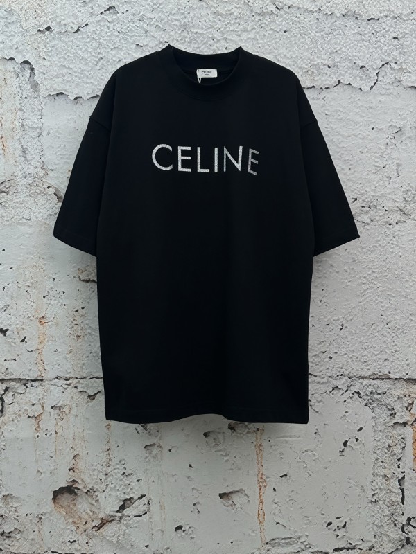 人気爆発☆ 2026 セリーヌ 新作 半袖Tシャツ 偽物
