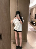 激安価格！2026 シャネル 新作 半袖Tシャツ 偽物
