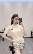 新色登場☆ 2026 ミュウミュウ 新作 半袖Tシャツ コピー