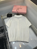 使い勝手良 2026 ミュウミュウ 新作 半袖Tシャツ コピー