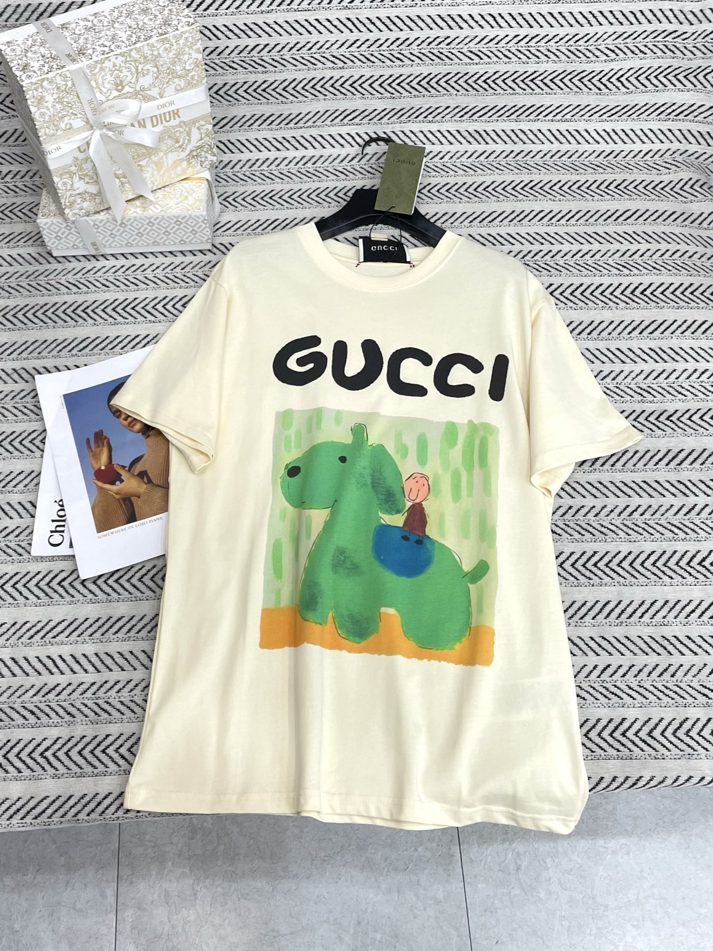 【大特価】 2026 グッチ 新作 半袖Tシャツ スーパーコピー