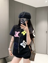 ☆超人気☆ 2026 ルイヴィトン 新作 半袖Tシャツ スーパーコピー