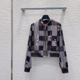 使い勝手良し 2026 ルイヴィトン 新作 ジャケット 偽物