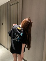 おすすめ 2026 ルイヴィトン 新作 半袖Tシャツ スーパーコピー