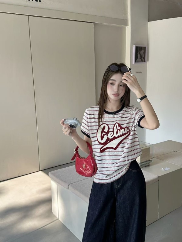 売上総額１位！ 2026 セリーヌ 新作 半袖Tシャツ 偽物