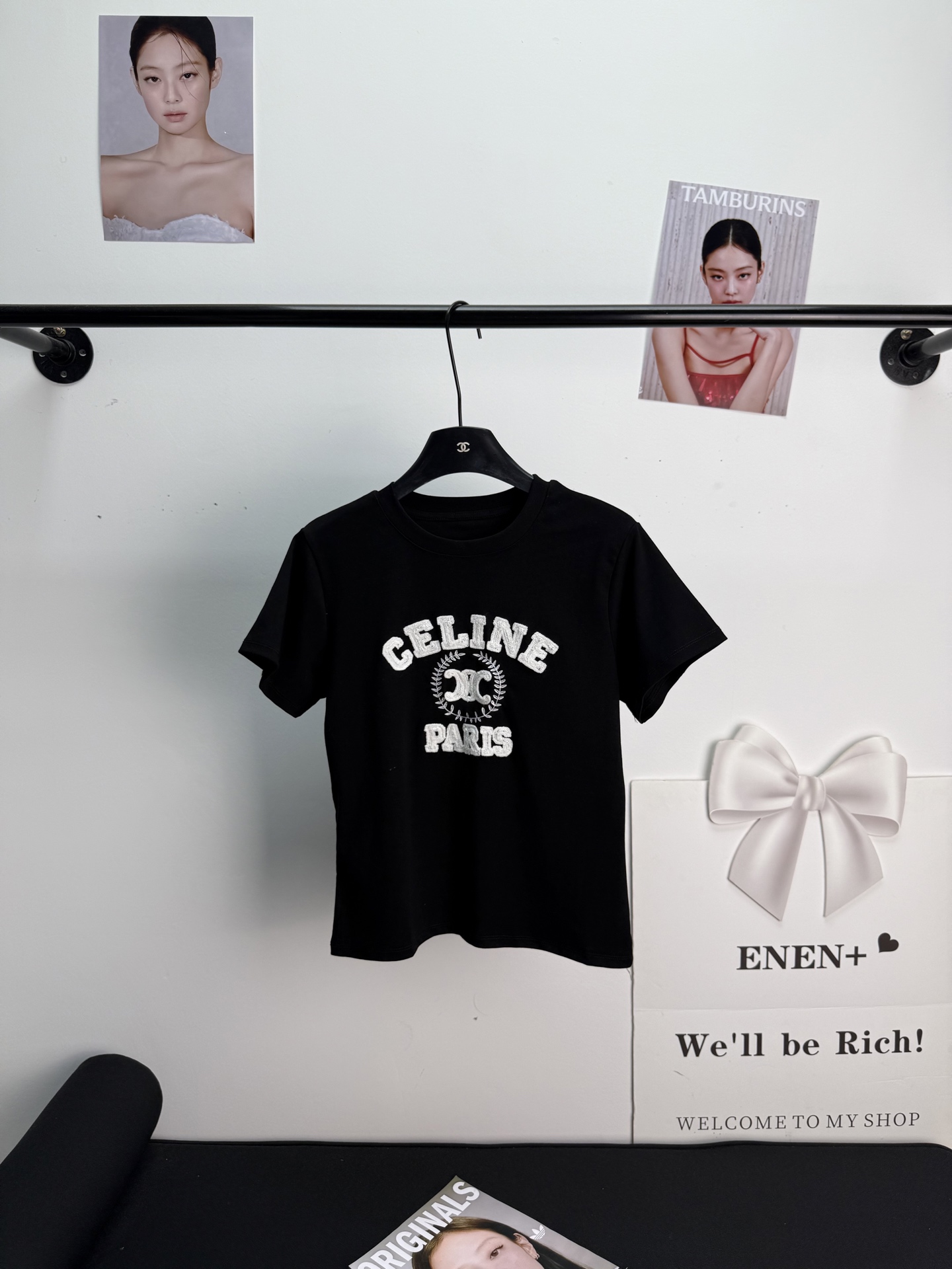 激安価格！ 2026 セリーヌ 新作 半袖Tシャツ コピー