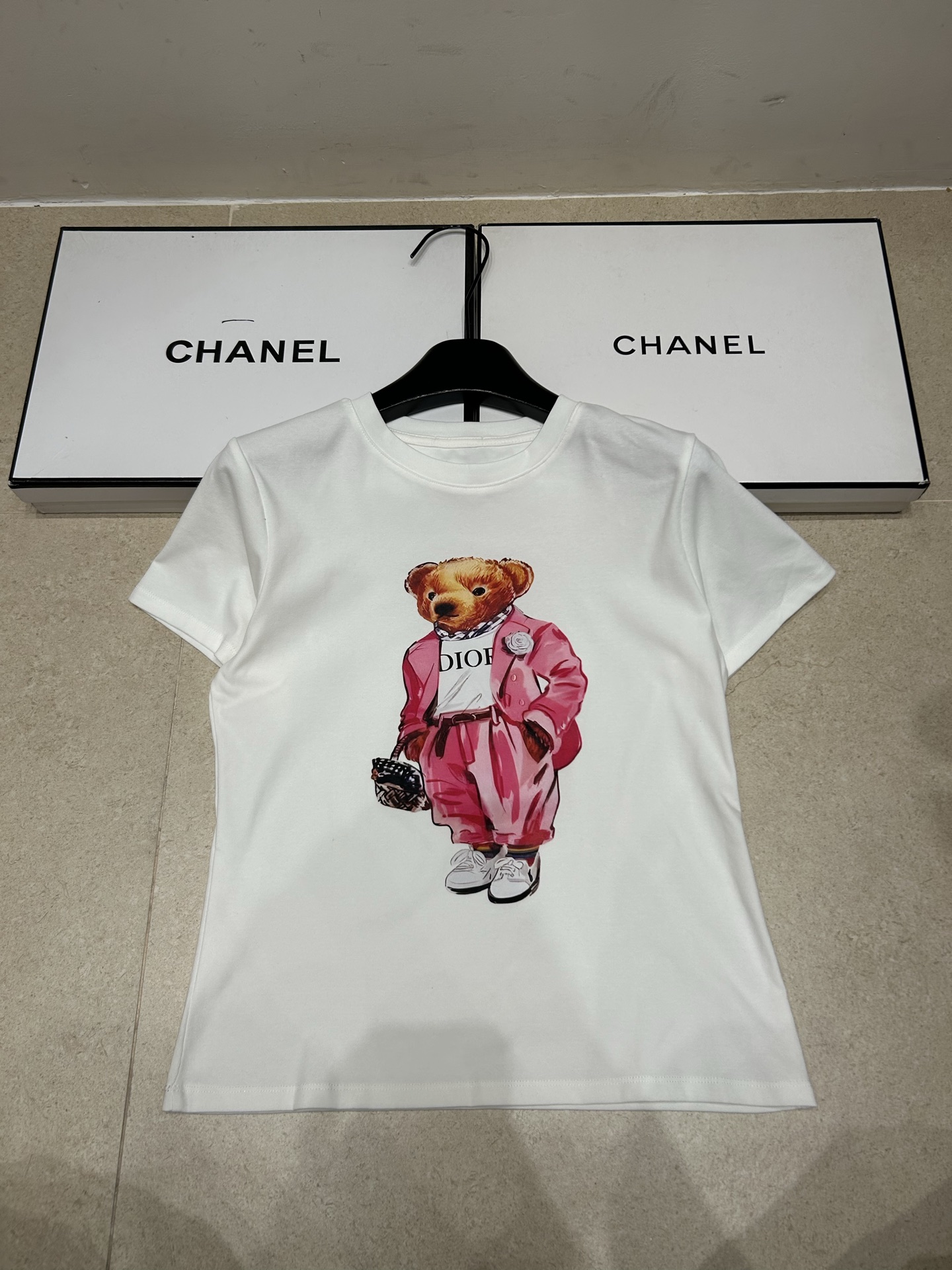 注目アイテム♡ 2026 ディオール 新作 半袖Tシャツ スーパーコピー