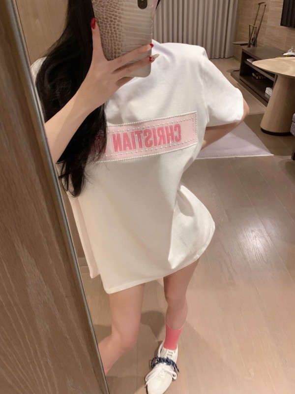 【即発】★ 2026 ディオール 新作 半袖Tシャツ スーパーコピー