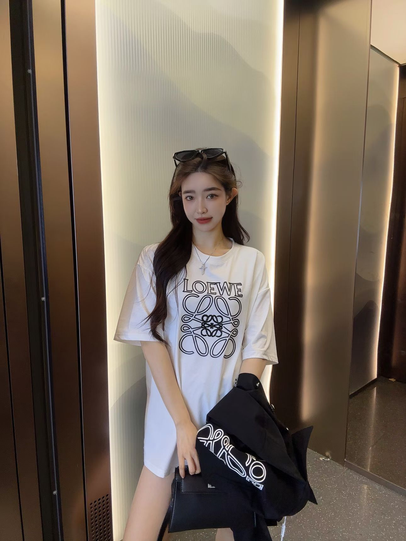 おすすめ 2026 ロエベ 新作 半袖Tシャツ 偽物