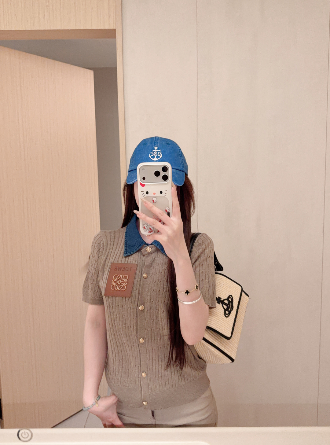 使い勝手良し 2026 ロエベ 新作 半袖Tシャツ コピー