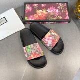 累積売上総額第１位！ 2026 グッチ 新作 男女兼用 サンダル-スリッパ スーパーコピー
