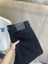 注目度抜群！ 2027 フェンディ 新作 ジーンズ スーパーコピー