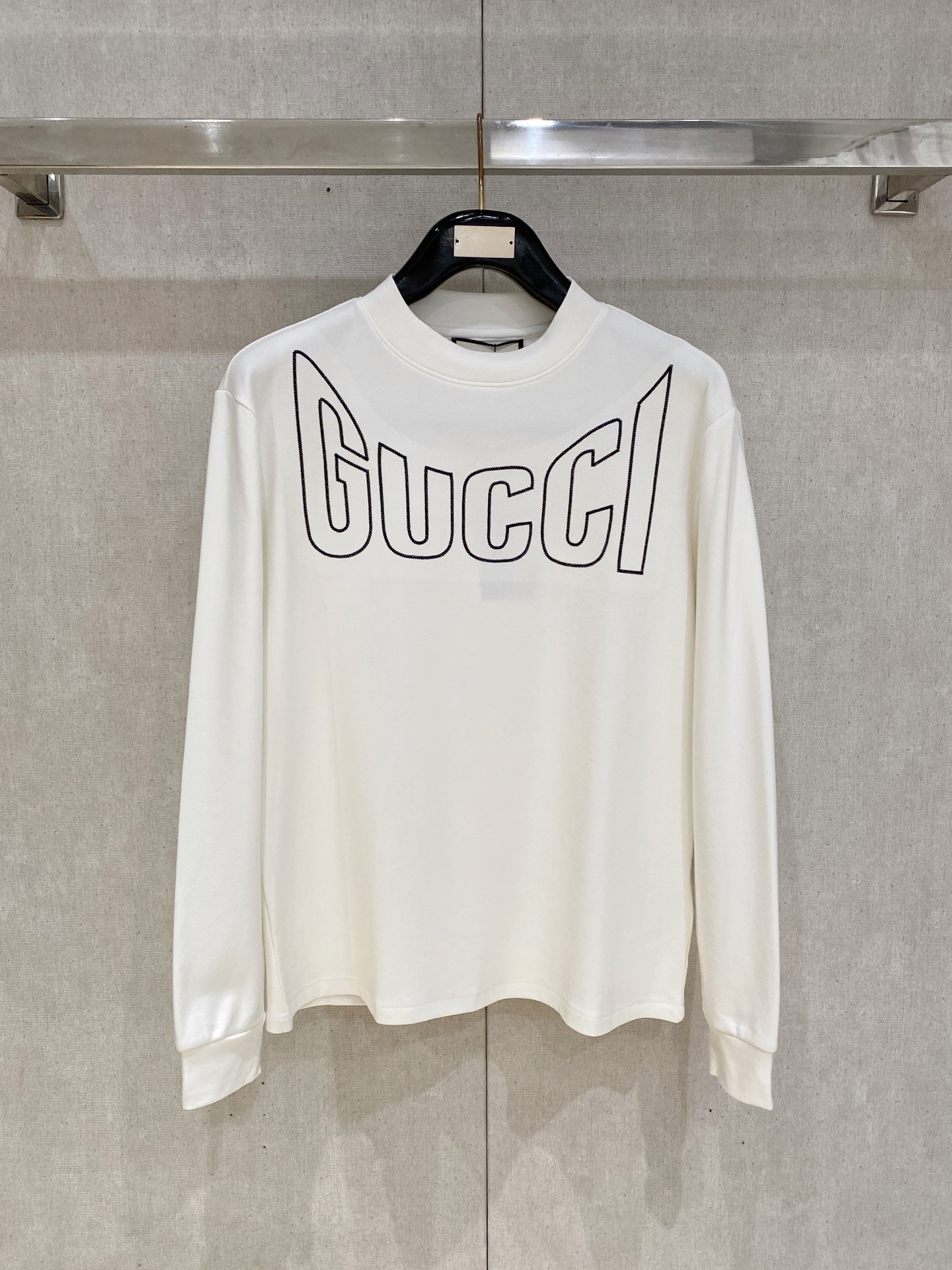 絶対欲しい！ 2027 グッチ 新作 長袖Tシャツ コピー
