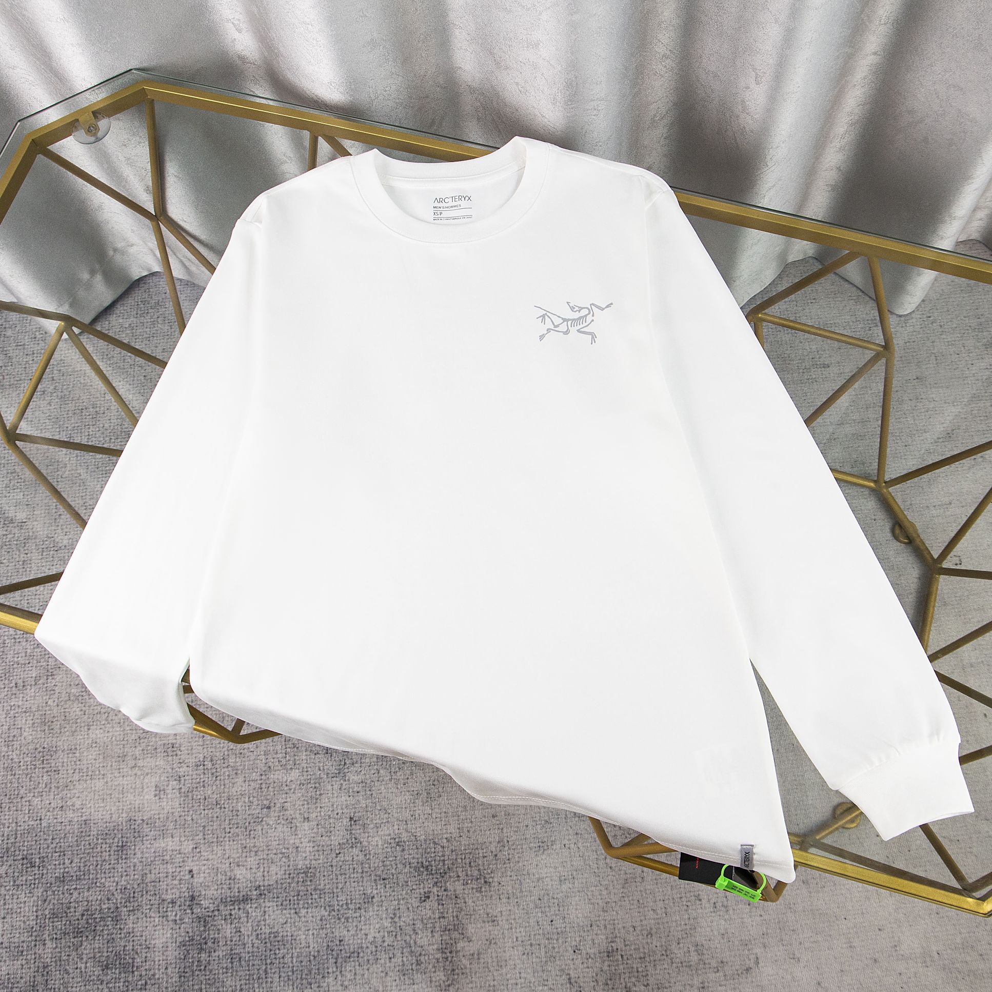 人気急上昇新作 2027 アークテリクス 新作 長袖Tシャツ コピー