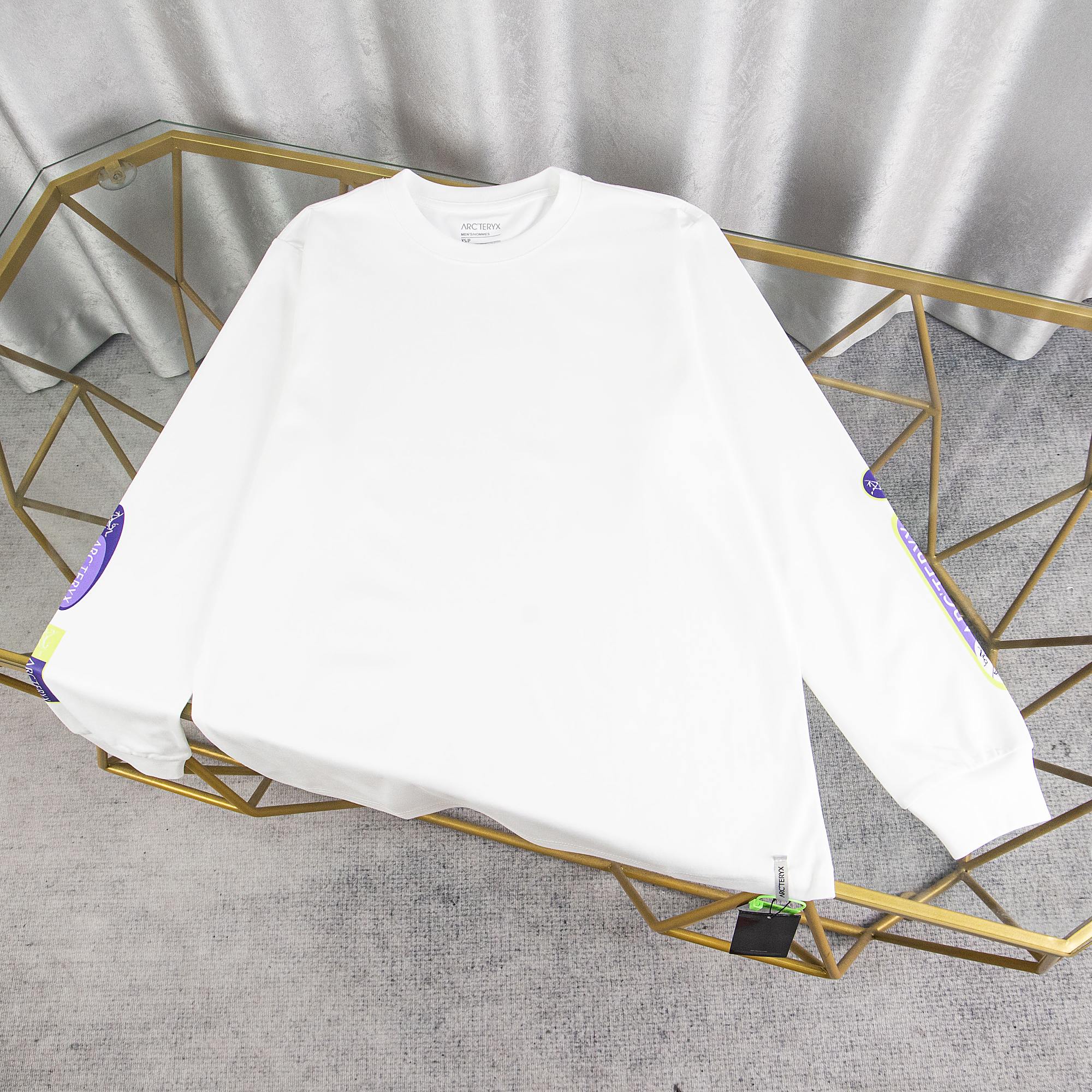 完売前に！ 2027 アークテリクス 新作 長袖Tシャツ 偽物