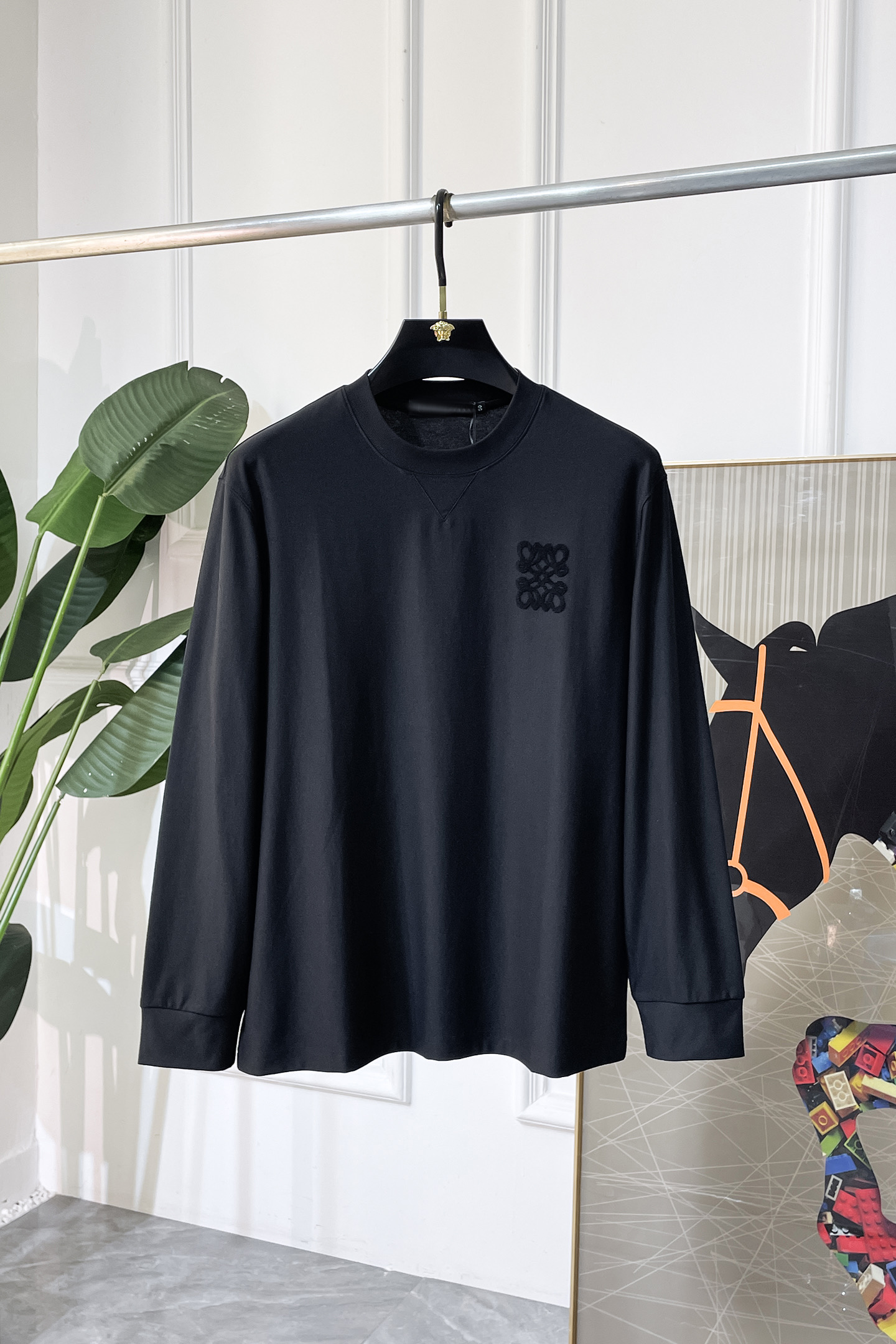 最安値挑戦  2027 ロエベ 新作 長袖Tシャツ 偽物 2色