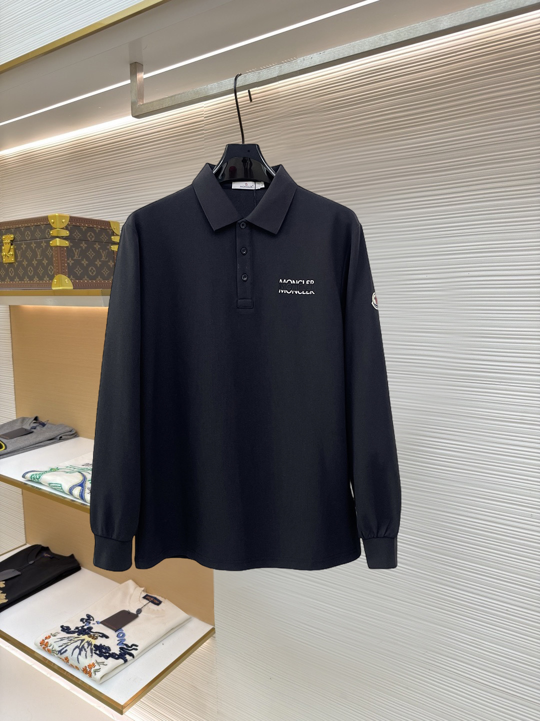 【即発】★ 2027 モンクレール 新作 長袖Tシャツ スーパーコピー
