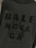 世界中で大人気♪ 2027 バレンシアガ 新作 パーカー 偽物