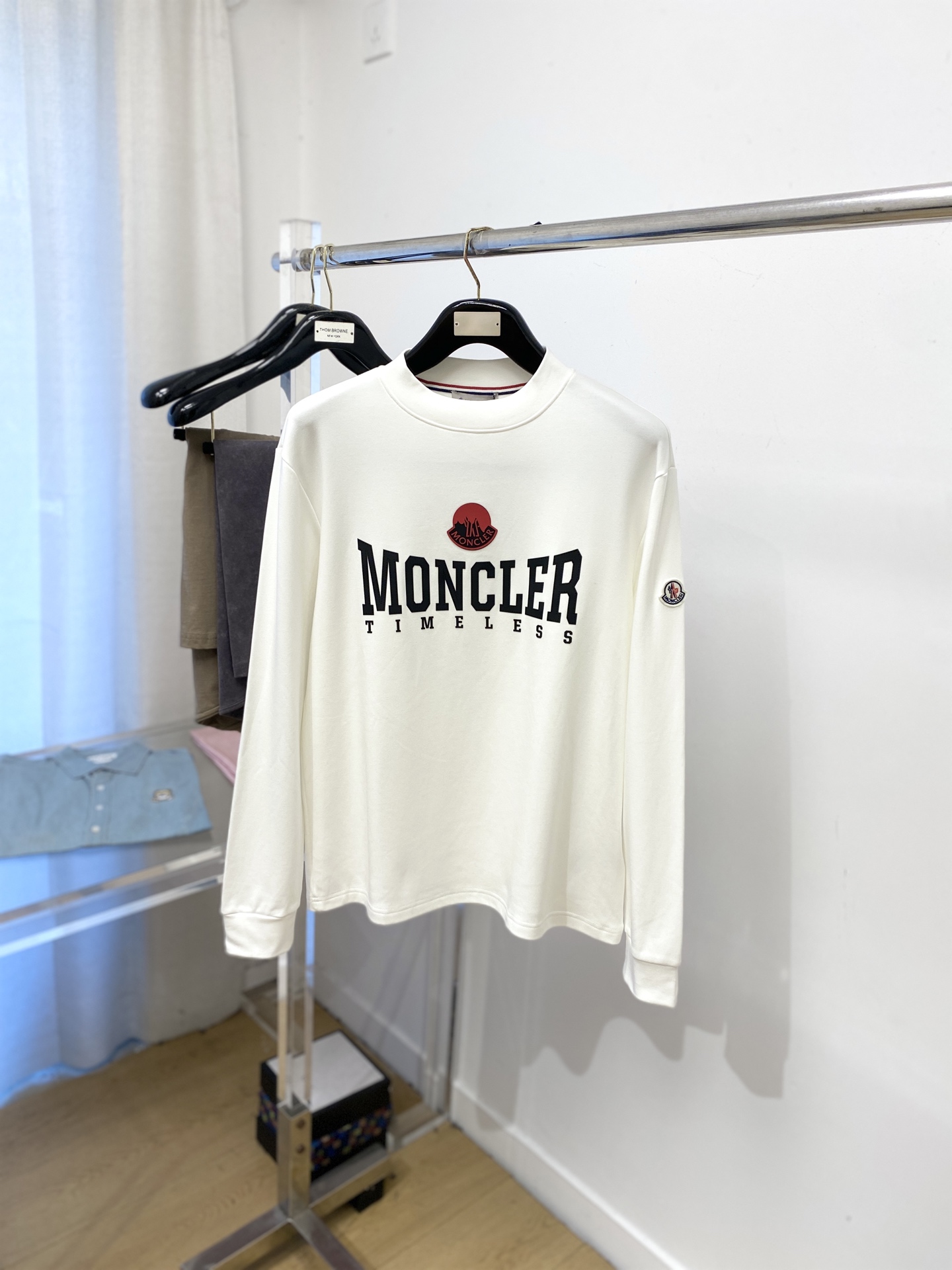 最安値挑戦 2027 モンクレール 新作 長袖Tシャツ 偽物