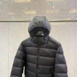 【使い勝手抜群】2027 モンクレール 新作 ダウンジャケット コピー