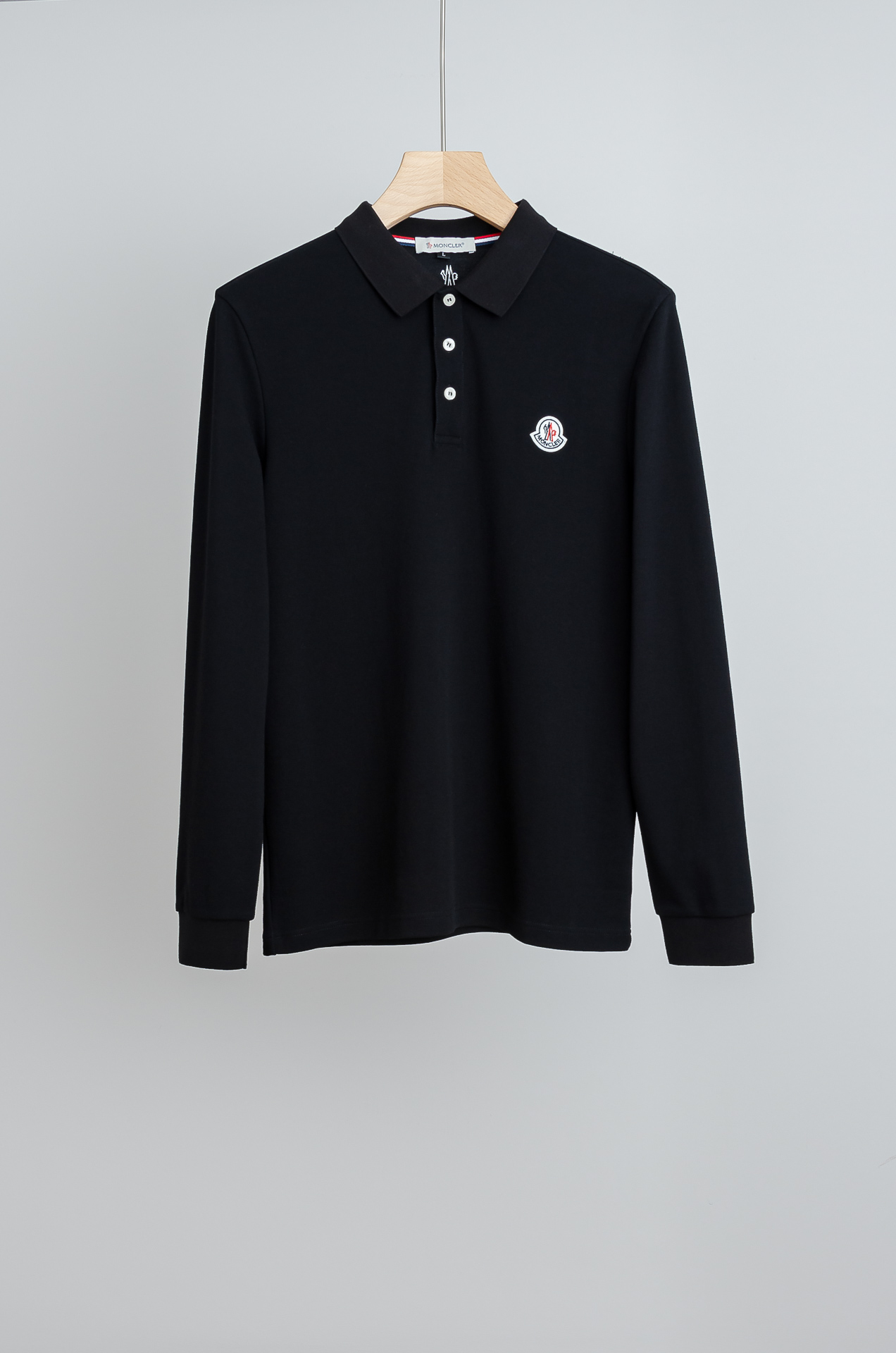 完売必至 2027 モンクレール 新作 長袖Tシャツ コピー