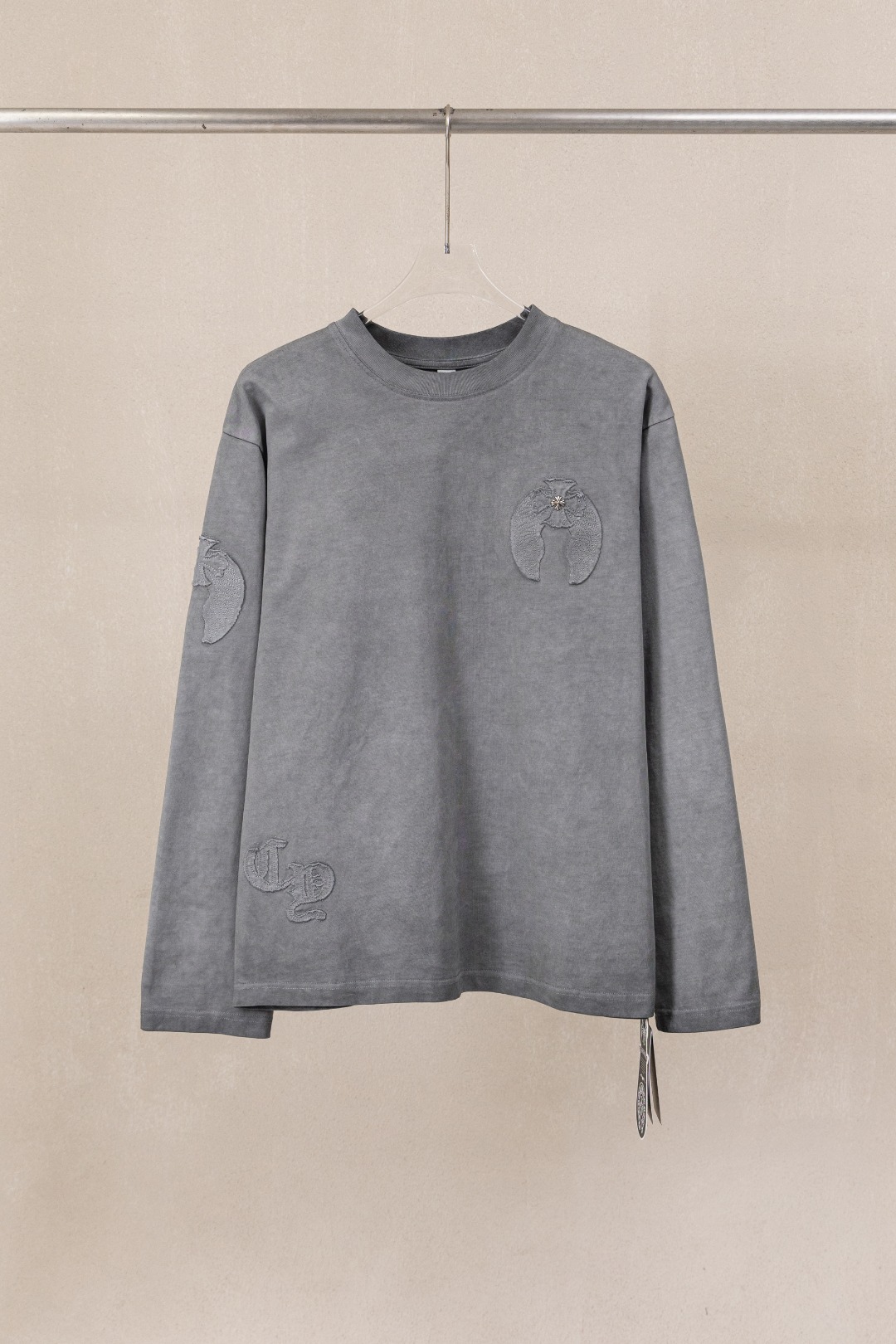 完売必至  2027 クロムハーツ 新作 長袖Tシャツ 偽物