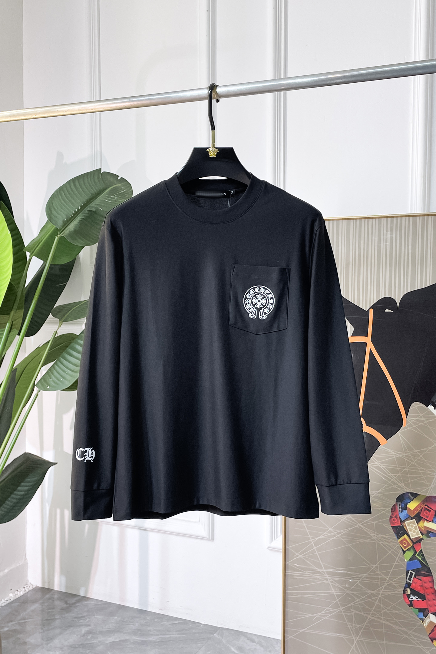 高品質♪♪♪  2027 クロムハーツ 新作 長袖Tシャツ コピー 2色