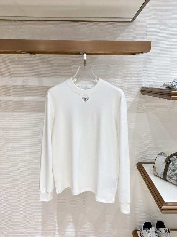 おすすめ 2027 プラダ 新作 長袖Tシャツ 偽物