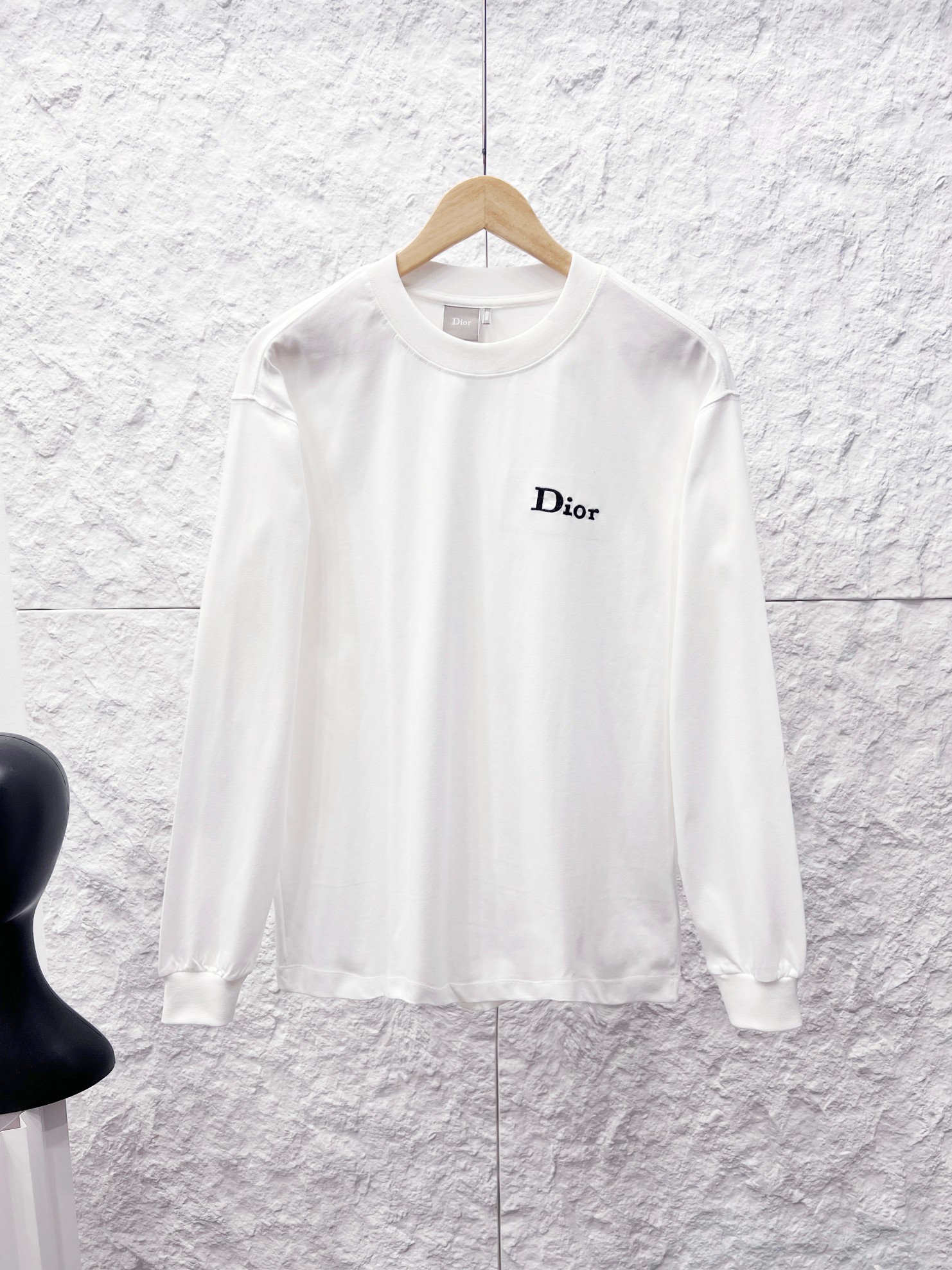 高品質 2027 ディオール 新作 長袖Tシャツ 偽物