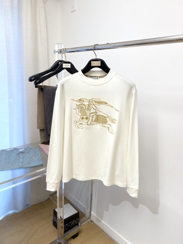 ★日本!!人気！2027 バーバリー 新作 長袖Tシャツ スーパーコピー