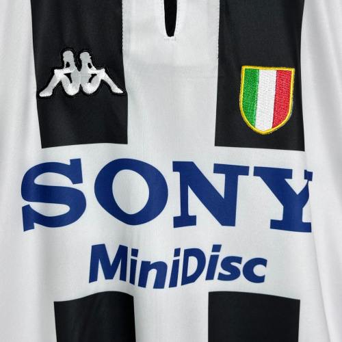 97-98 Juventus home
