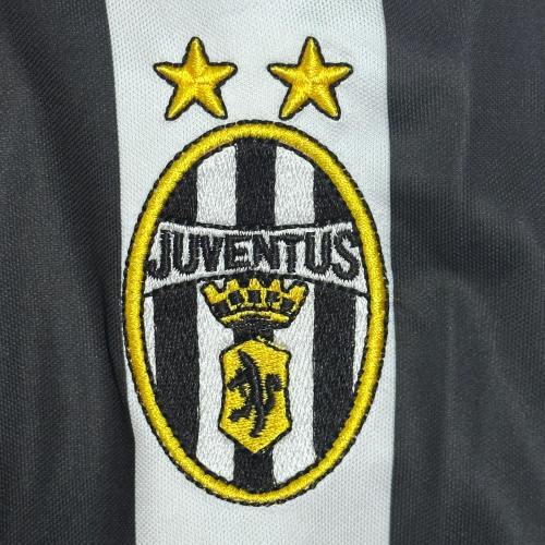 99-00 Juventus home
