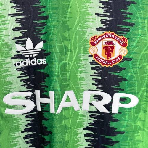 90-92 Manchester United goalkeeper Long sleeved green