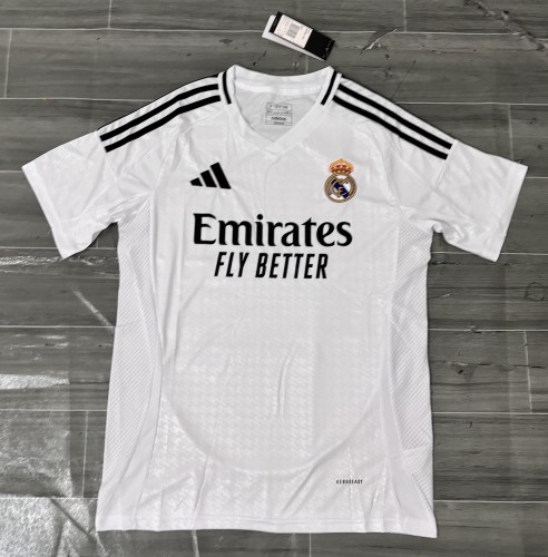 24-25 Real Madrid home