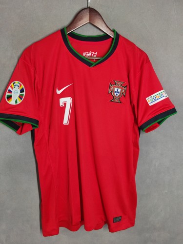24-25 Portugal home fans