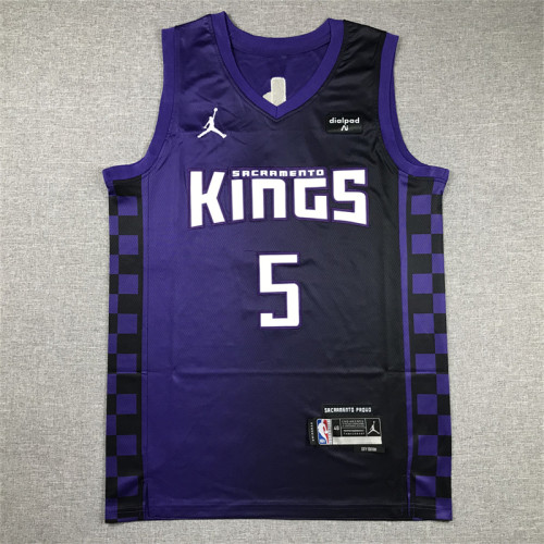Sacramento Kings De'Aaron Fox basketball jersey Purple