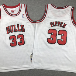Youth Size #33 Scottie Pippen Chicago Bulls Jersey Name Number All Stitched White