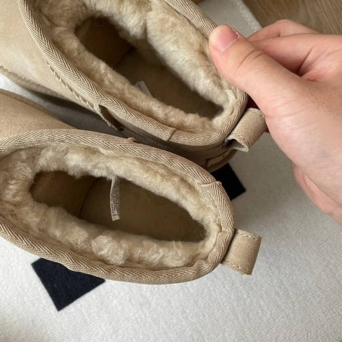 UGG Classic Ultra Mini Platform Boot Driftwood (Women's)