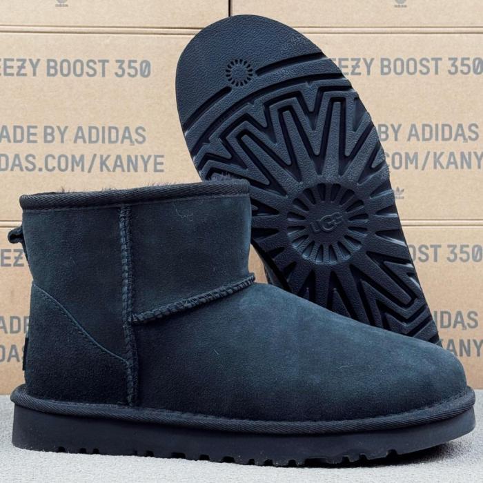 UGG Classic Mini Boot Black