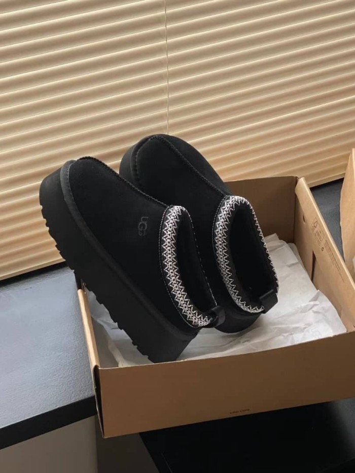 UGG Tazz Slipper Black (Women's)
