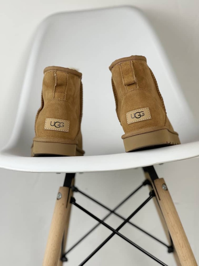 UGG Classic Mini II Boot Chestnut (Women's)