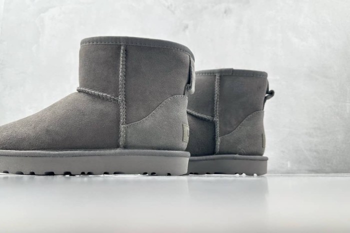 UGG Classic Mini II Boot Grey (Women's)