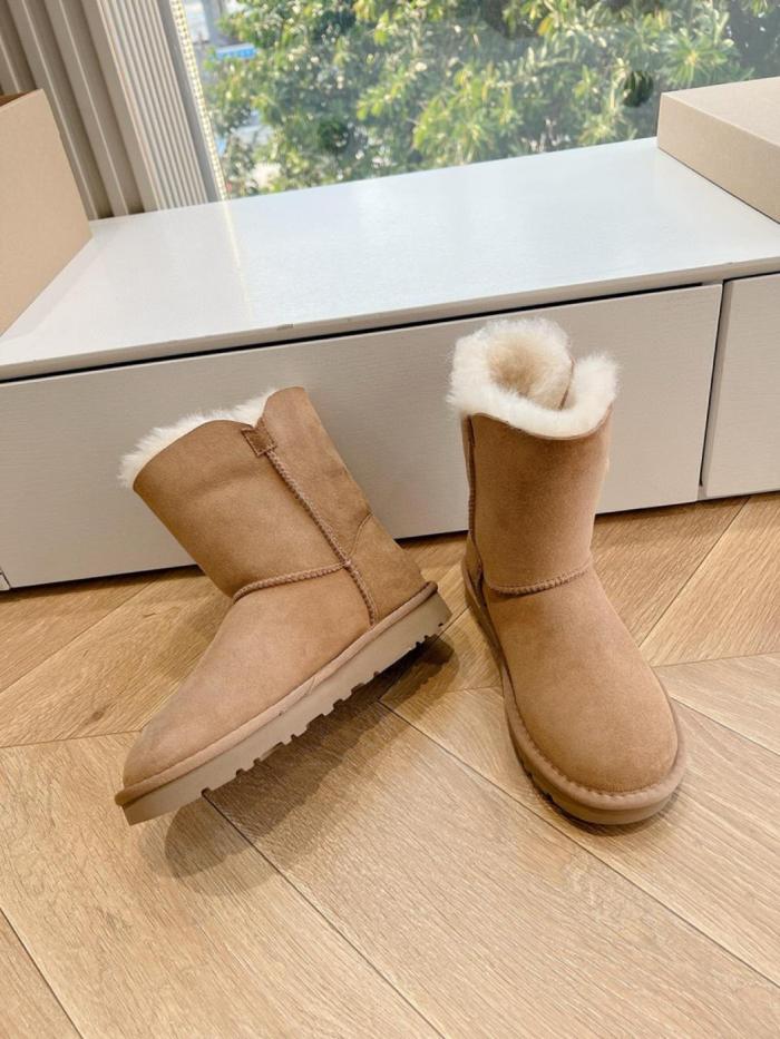 UGG Bailey Button II Chestnut (Women's)