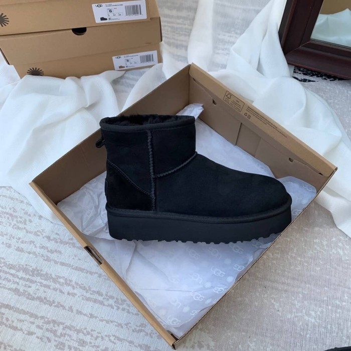 UGG Classic Mini Platform Boot Black (Women's)