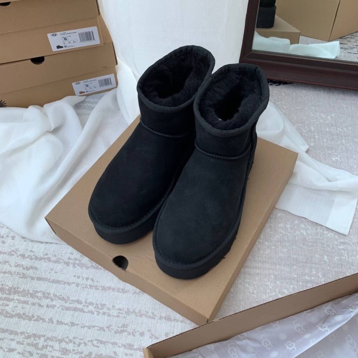 UGG Classic Mini Platform Boot Black (Women's)