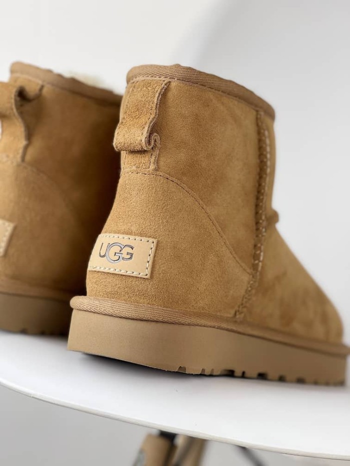 UGG Classic Mini II Boot Chestnut (Women's)